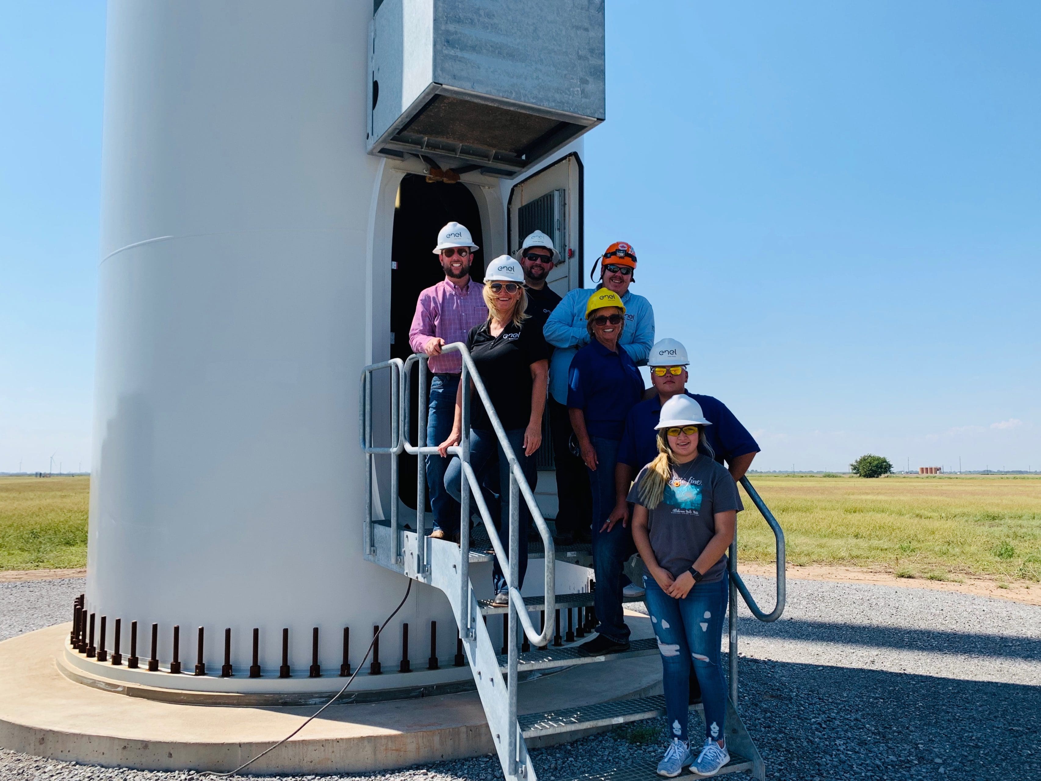 LEADERSHIP CLASS VISITS THE RED DIRT WIND FARM