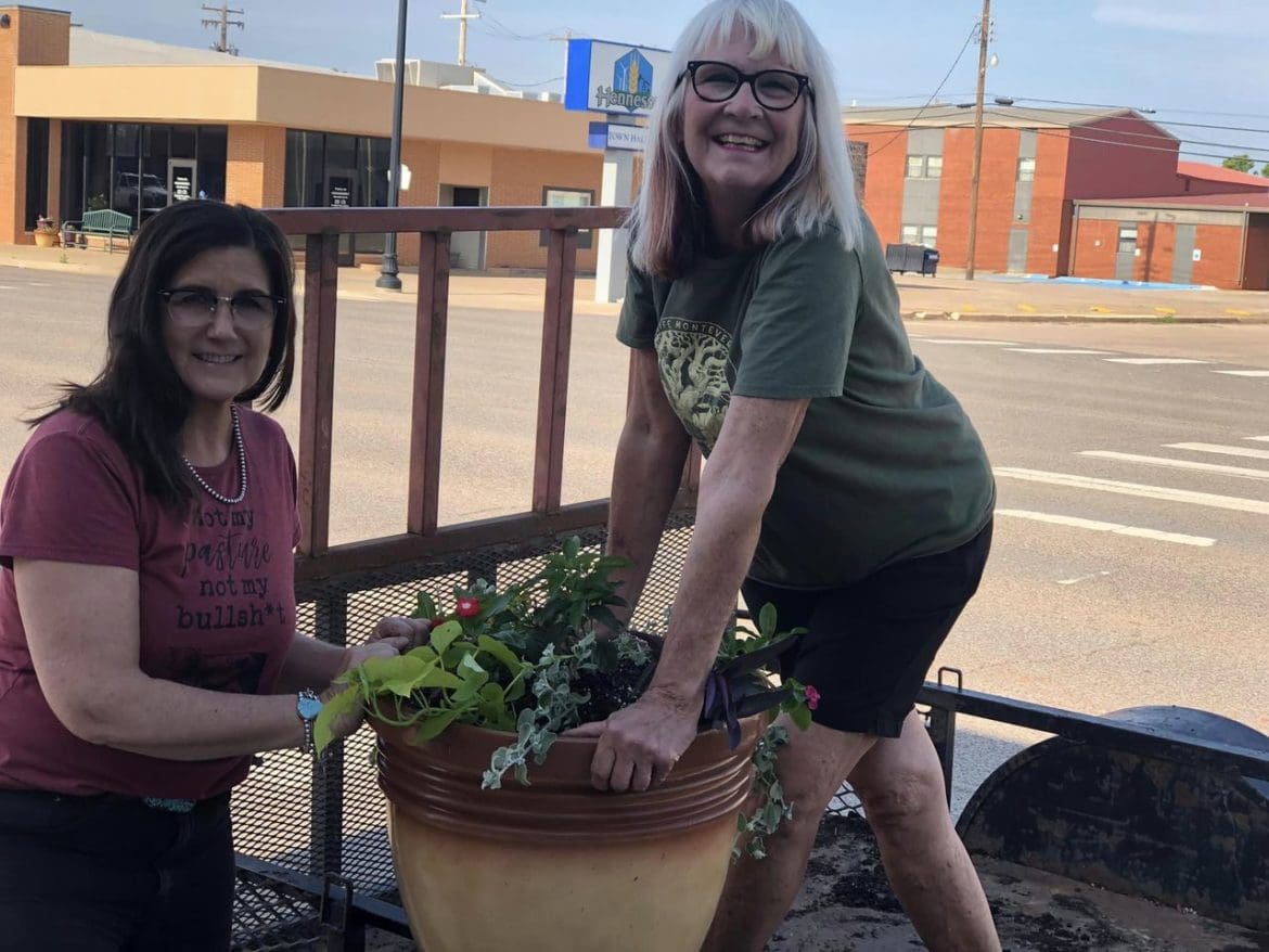 Hennessey Gets a Makeover Thanks to Hennessey United’s Beautification