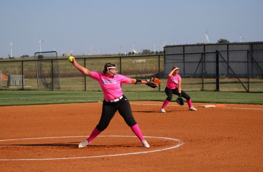 JR HIGH SOFTBALL PINK OUT