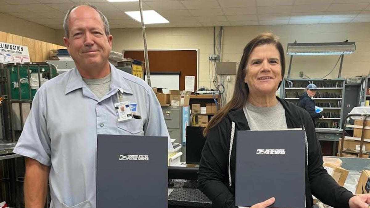 Hennessy USPS Employees Scott Myer and Tammy Plaster RECOGNIZED FOR THEIR SERVICE